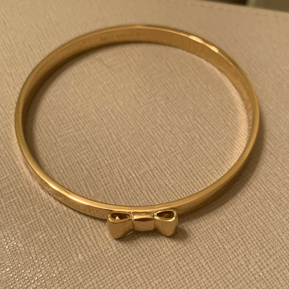 Kate Spade gold bow bracelet